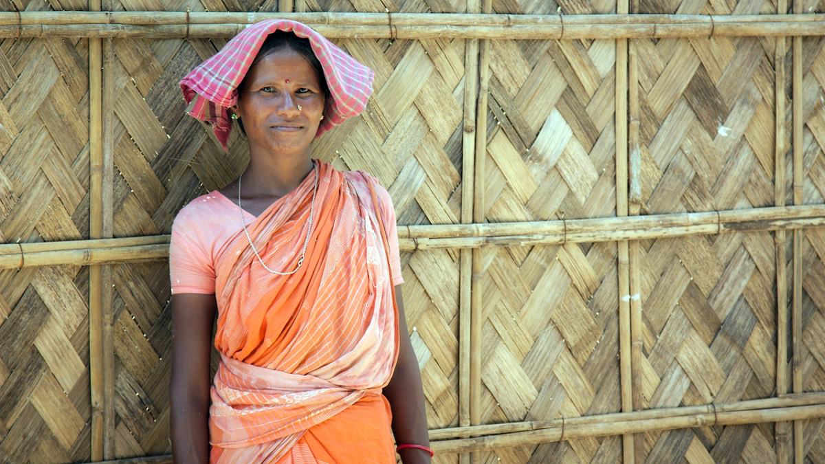 Lächelnde Frau in Bangladesch