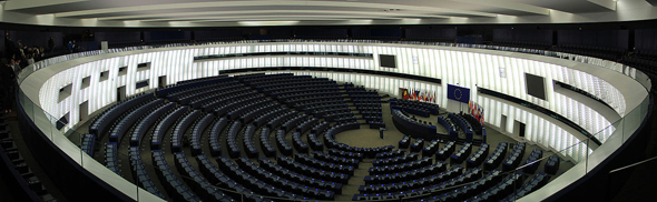 Panorama des Plenarsaals des Europäschen Parlaments in Straßburg