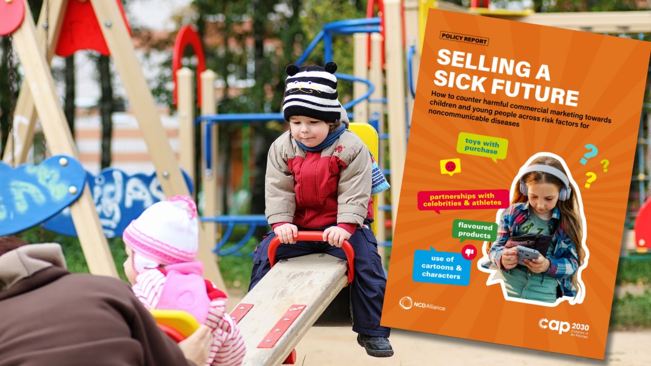 Kinder auf einer Wippe eines Spielplatzes. Darin eingeblendet die Titelseite der Broschüre 'Selling a sick future'.